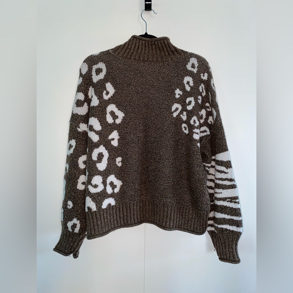 Cute & Unique Pattered Brown & Cream Nine West Turtleneck size Women’s XL - Picture 4 of 7